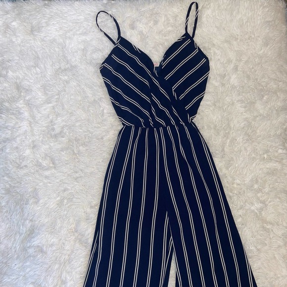 Striped Maxi Jumpsuit - Picture 5 of 6
